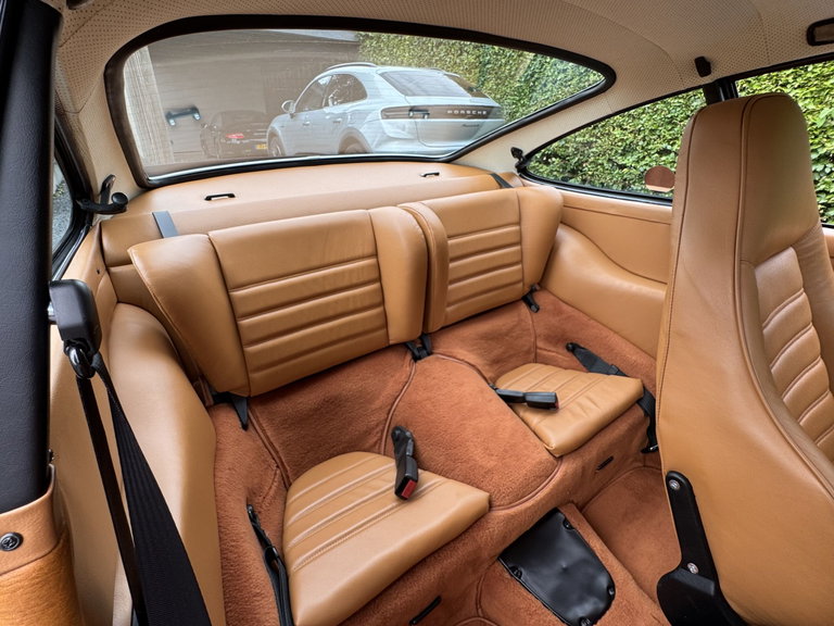 Porsche 911 Carrera 3.0