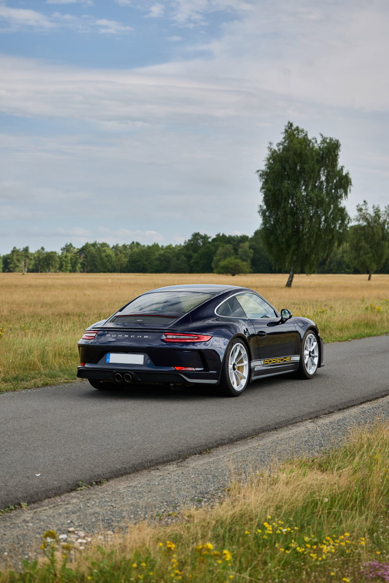 Porsche 991.2 GT3 Touring
