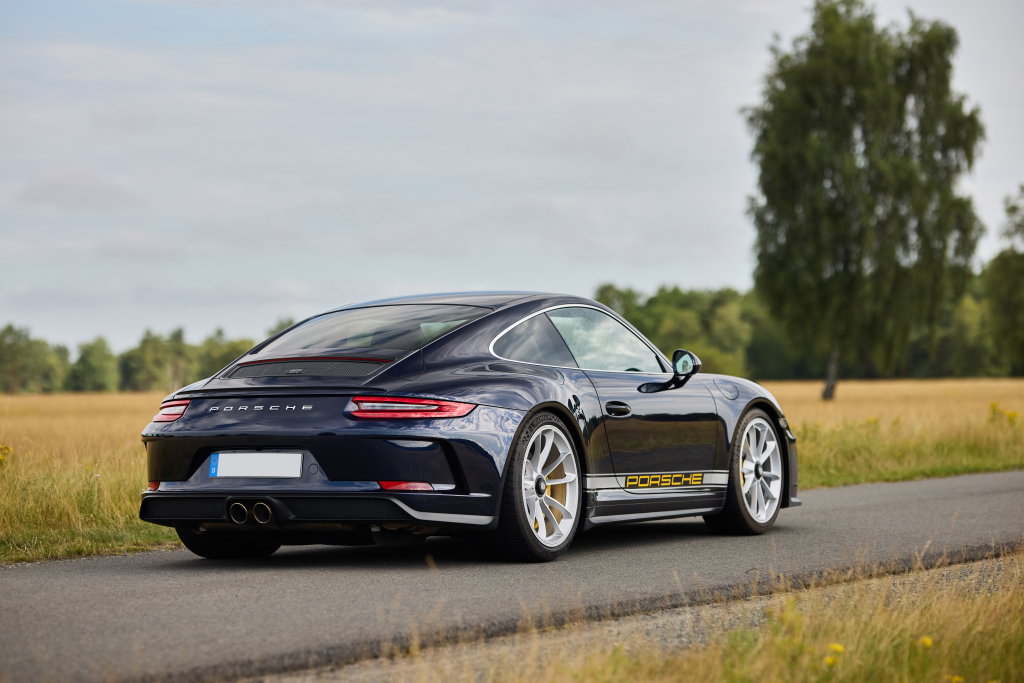 Porsche 991.2 GT3 Touring