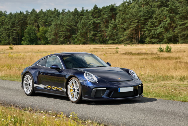 Porsche 991.2 GT3 Touring