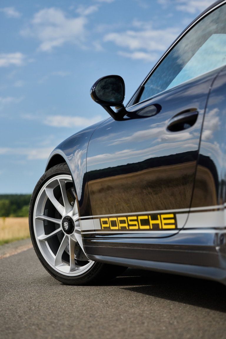 Porsche 991.2 GT3 Touring