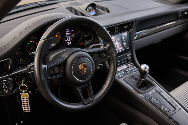 Porsche 991.2 GT3 Touring
