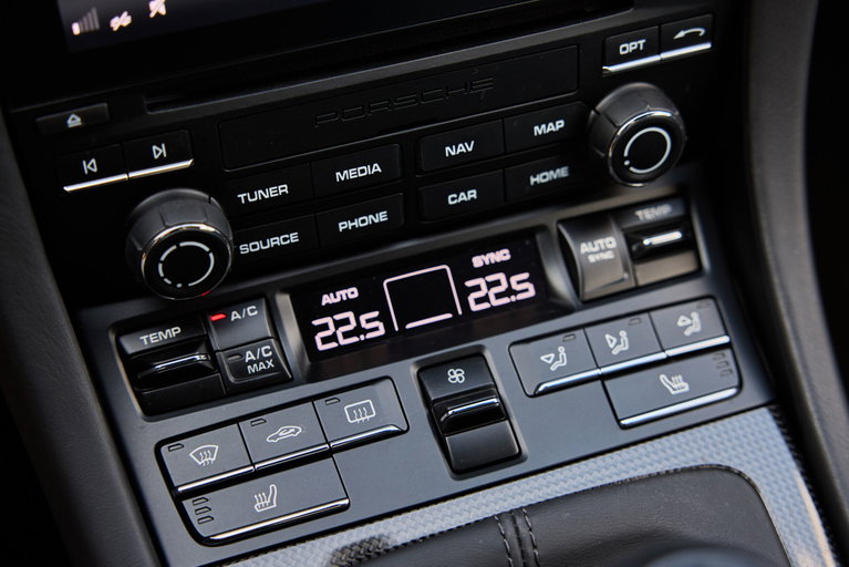 Porsche 991.2 GT3 Touring