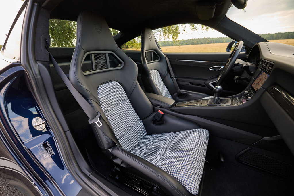 Porsche 991.2 GT3 Touring