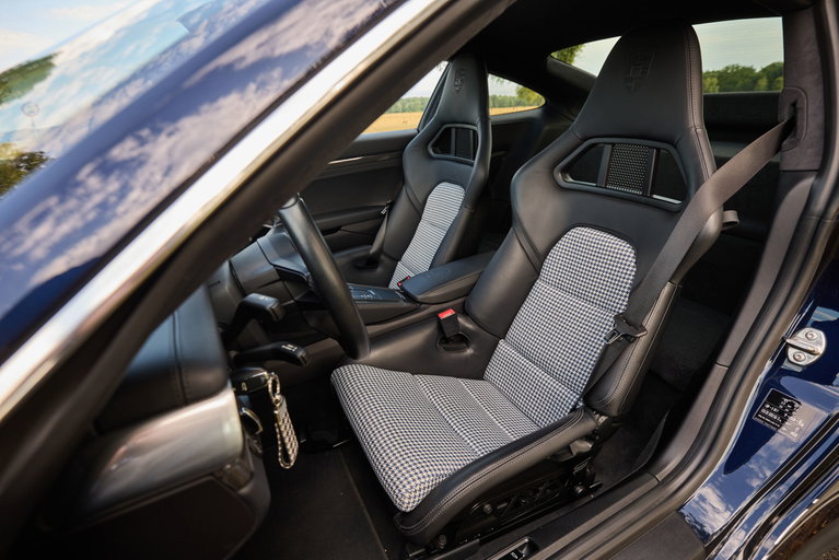 Porsche 991.2 GT3 Touring