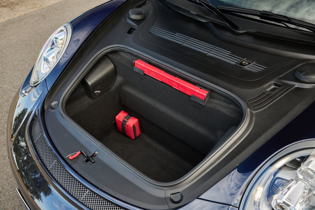 Porsche 991.2 GT3 Touring