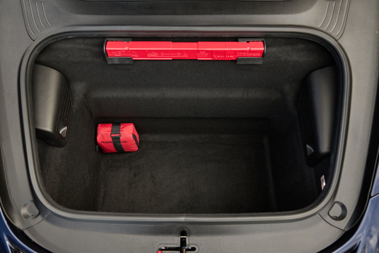 Porsche 991.2 GT3 Touring