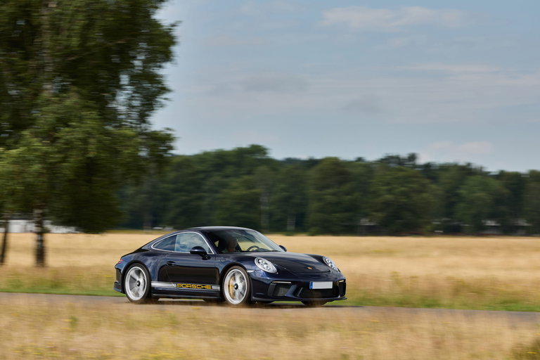 Porsche 991.2 GT3 Touring