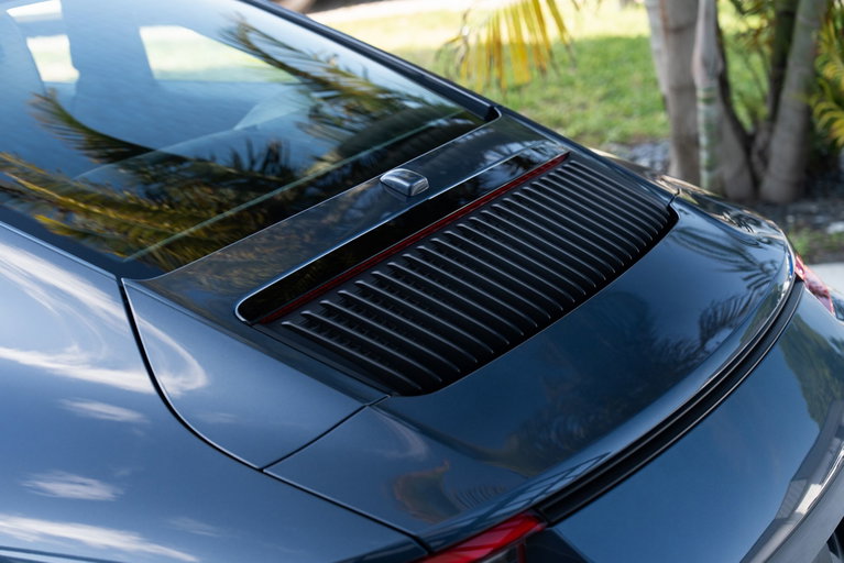 Porsche 991.2 Carrera GTS