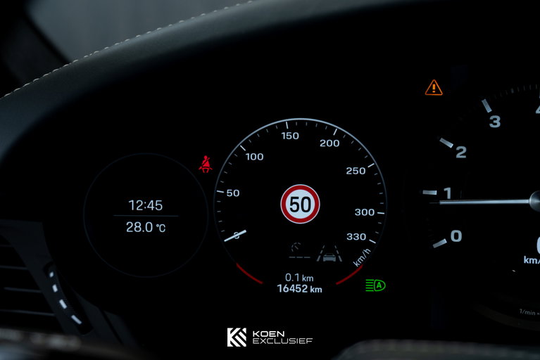 Porsche 992 Carrera 4S