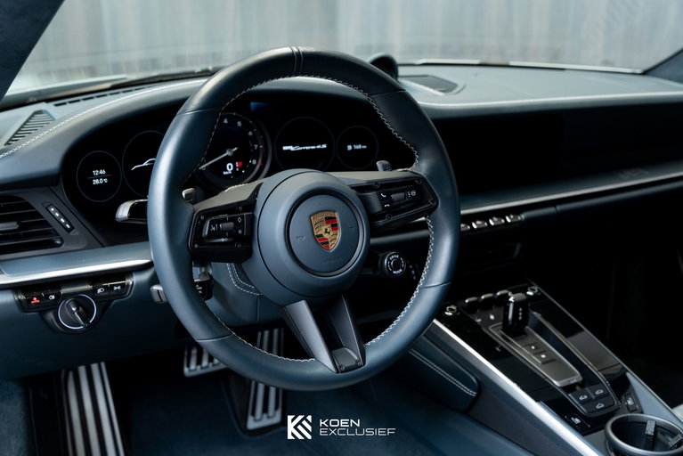 Porsche 992 Carrera 4S
