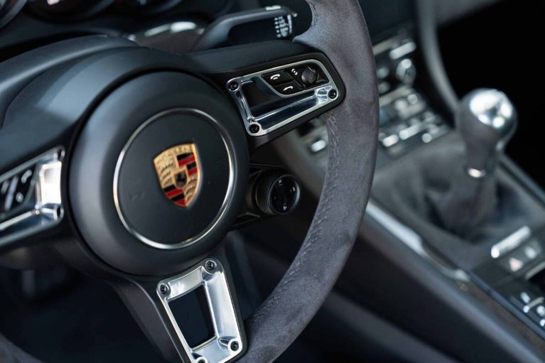 Porsche 991.2 Carrera GTS