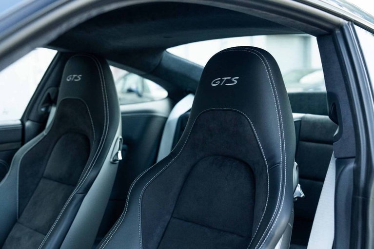 Porsche 991.2 Carrera GTS