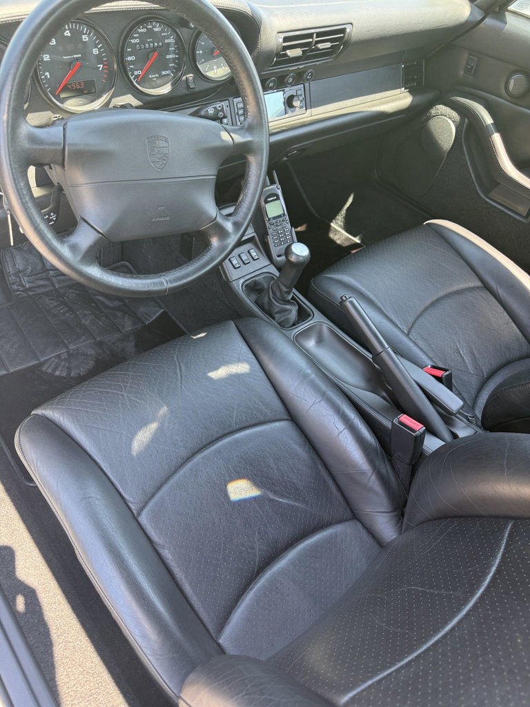 Porsche 993 Carrera 4S