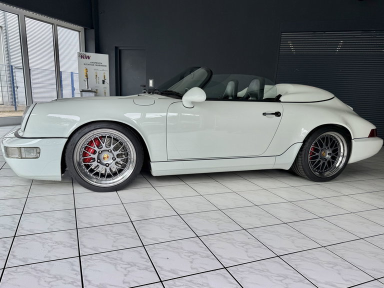 Porsche 964 Carrera 2 Speedster