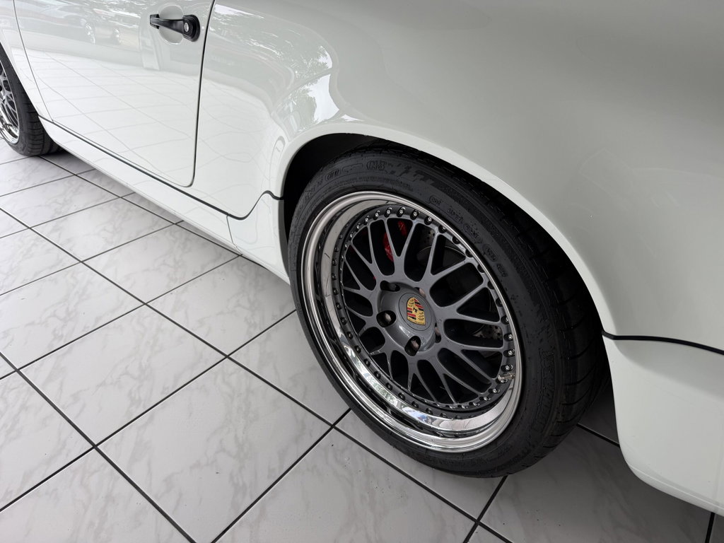 Porsche 964 Carrera 2 Speedster