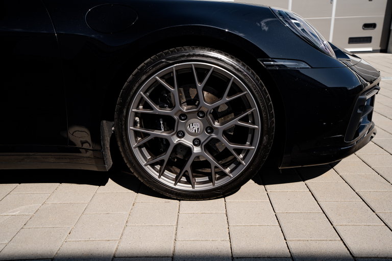Porsche 992 Carrera 4S