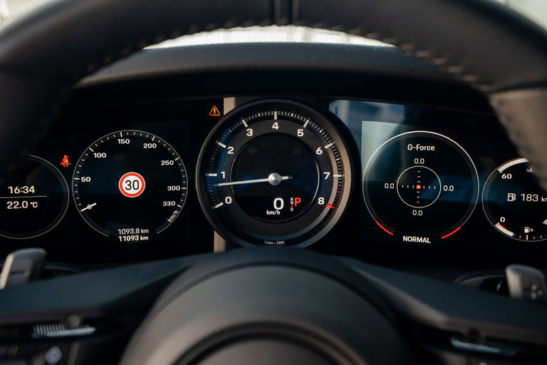 Porsche 992 Carrera 4S