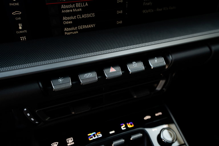 Porsche 992 Carrera 4S