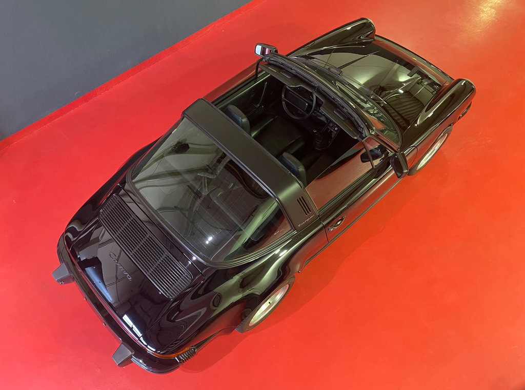 Porsche 911 Carrera 3.2 (US)