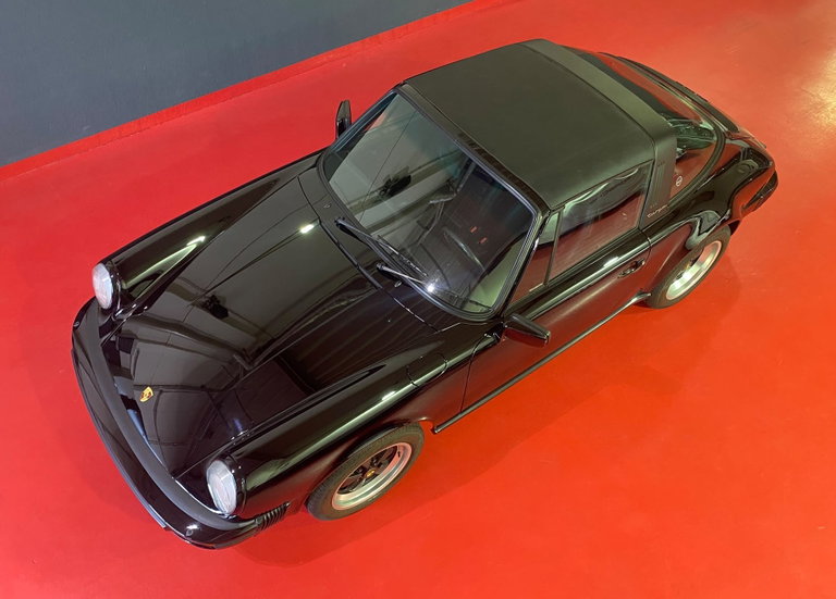 Porsche 911 Carrera 3.2