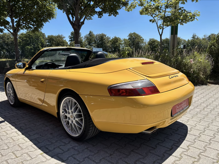 Porsche 996 Carrera