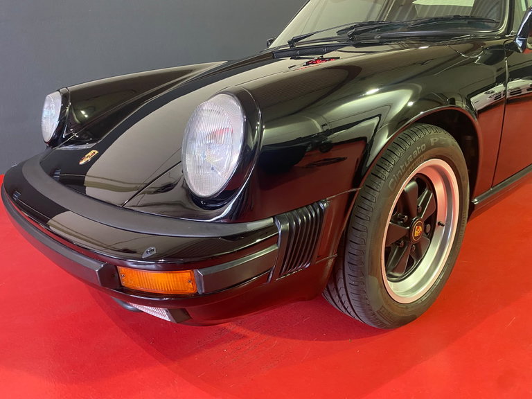 Porsche 911 Carrera 3.2 (US)