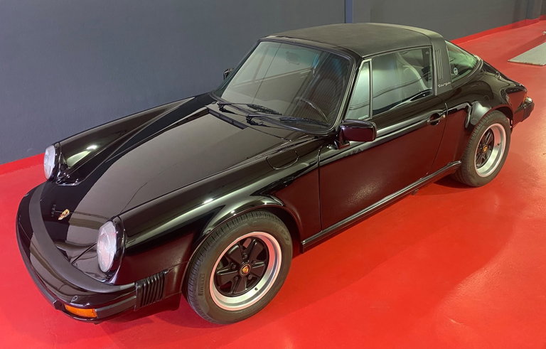 Porsche 911 Carrera 3.2 (US)