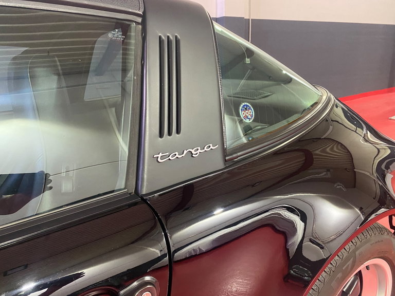Porsche 911 Carrera 3.2 (US)
