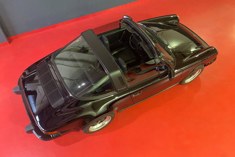 Porsche 911 Carrera 3.2 (US)