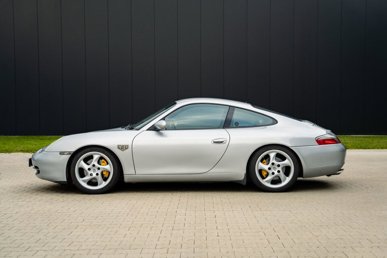 Porsche 996 Carrera