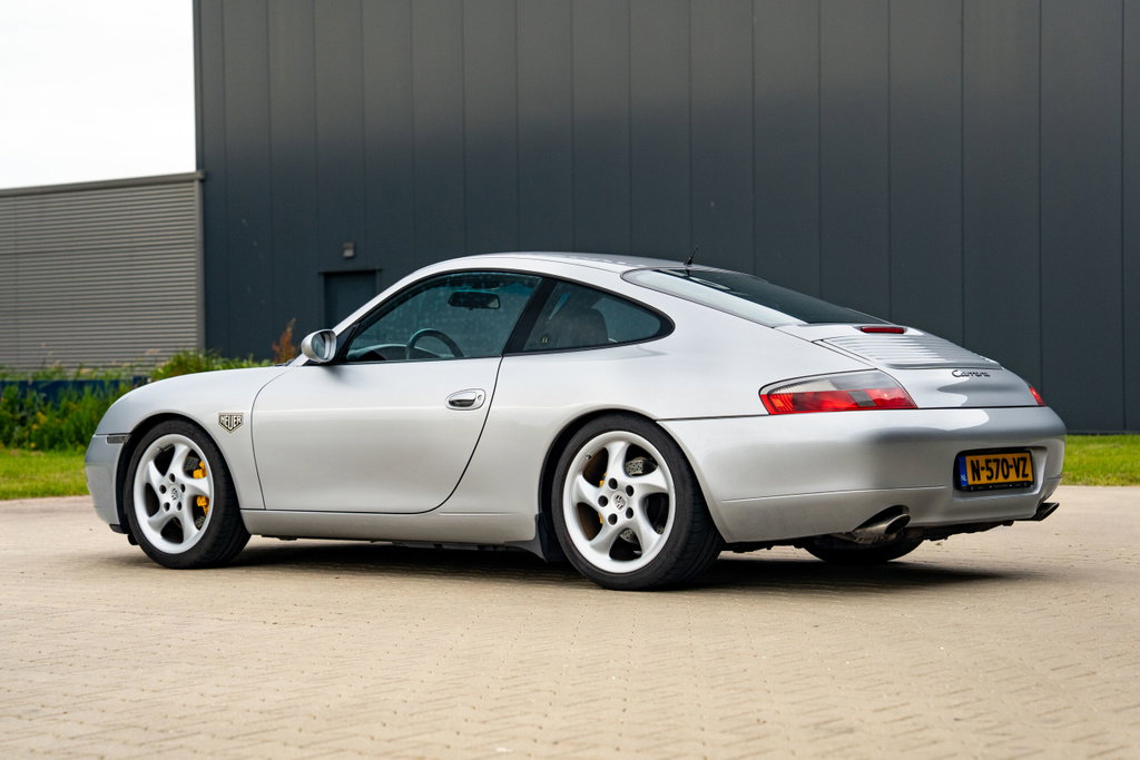Porsche 996 Carrera