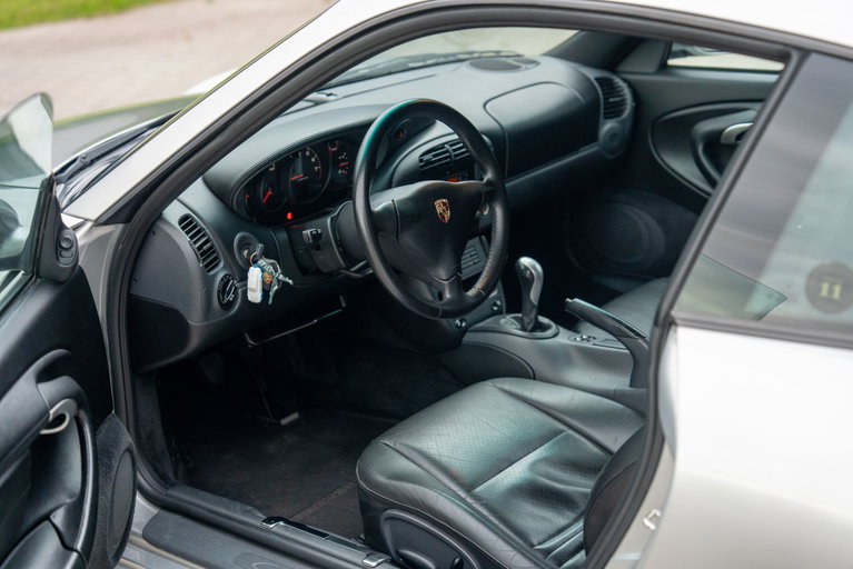Porsche 996 Carrera