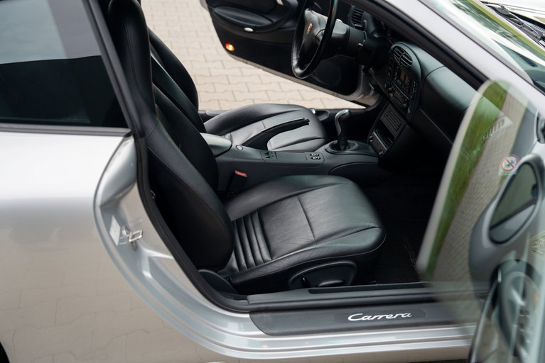 Porsche 996 Carrera