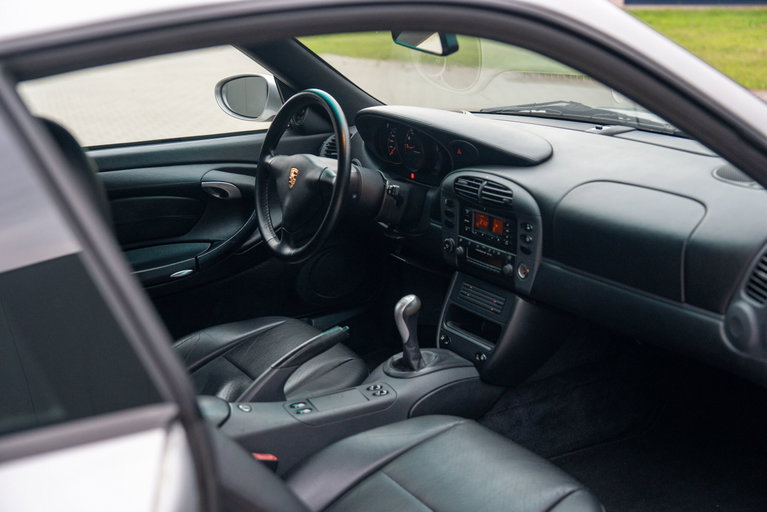 Porsche 996 Carrera