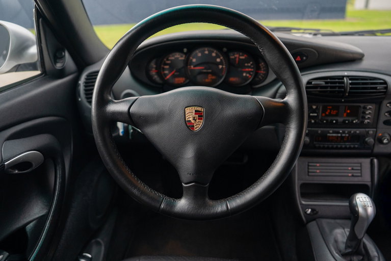 Porsche 996 Carrera