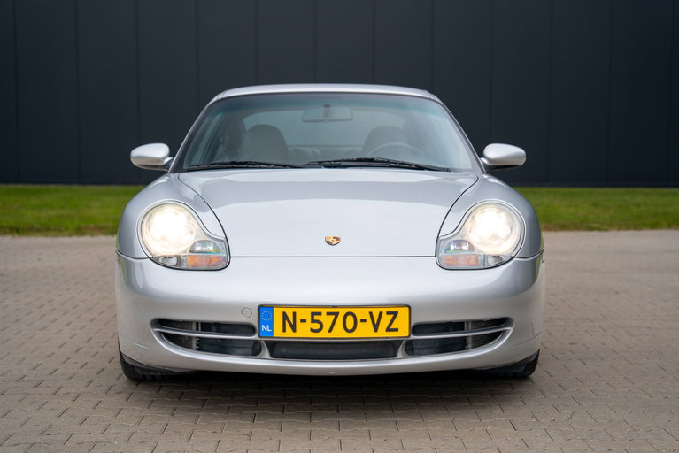 Porsche 996 Carrera
