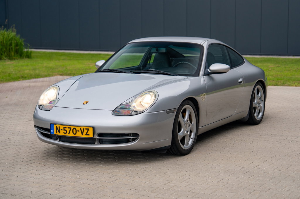 Porsche 996 Carrera