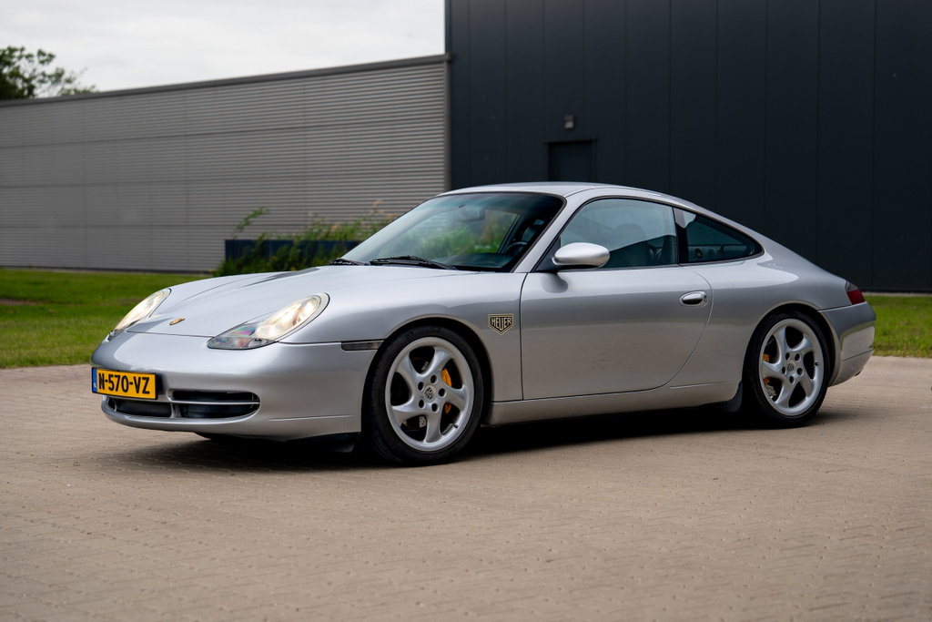 Porsche 996 Carrera