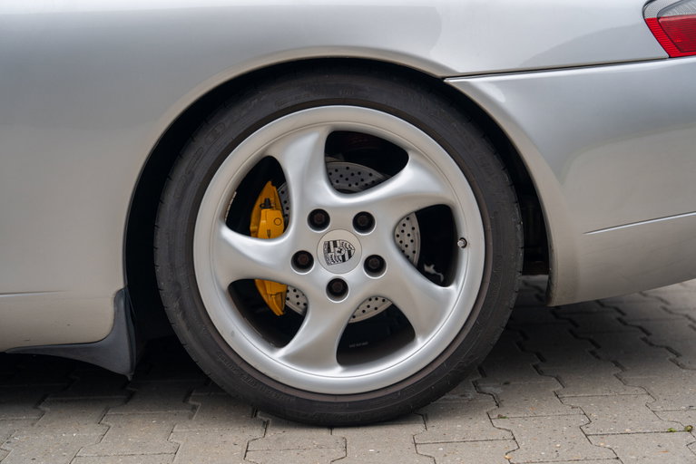 Porsche 996 Carrera
