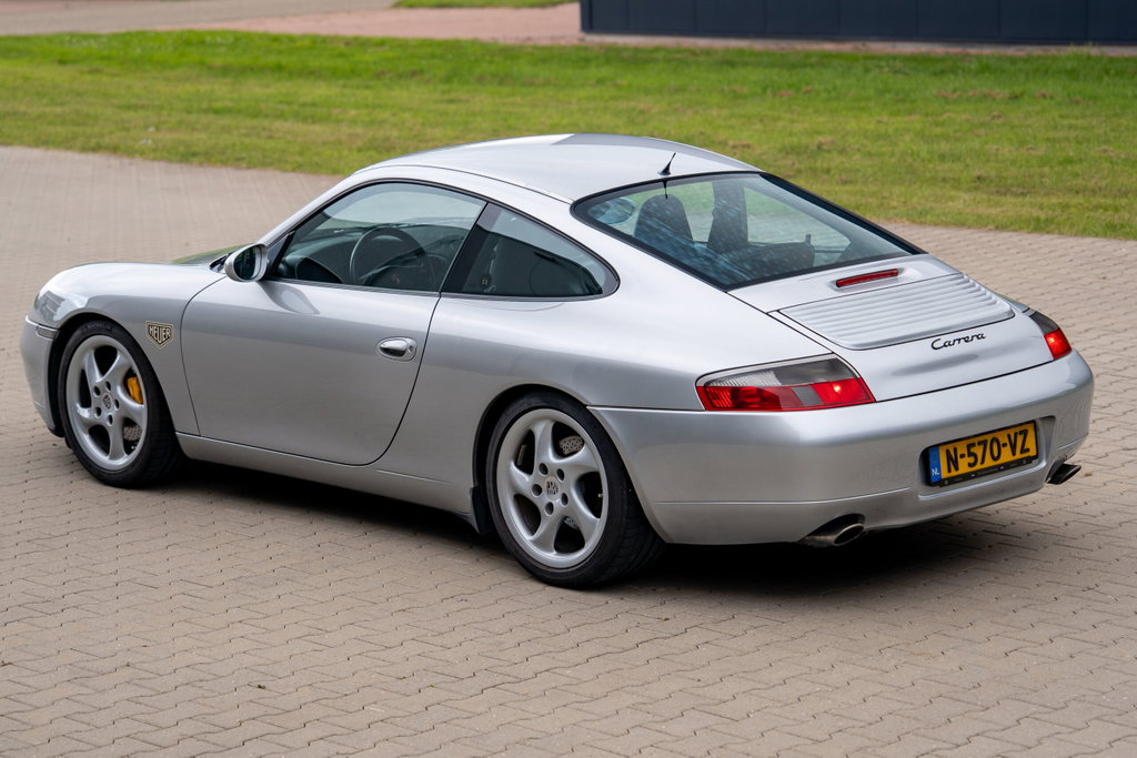 Porsche 996 Carrera