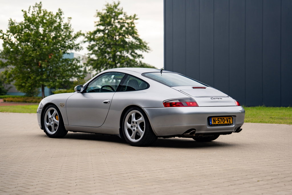 Porsche 996 Carrera