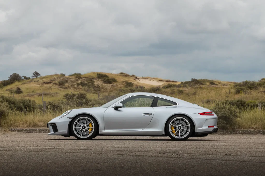 Porsche 991.2 GT3 Touring