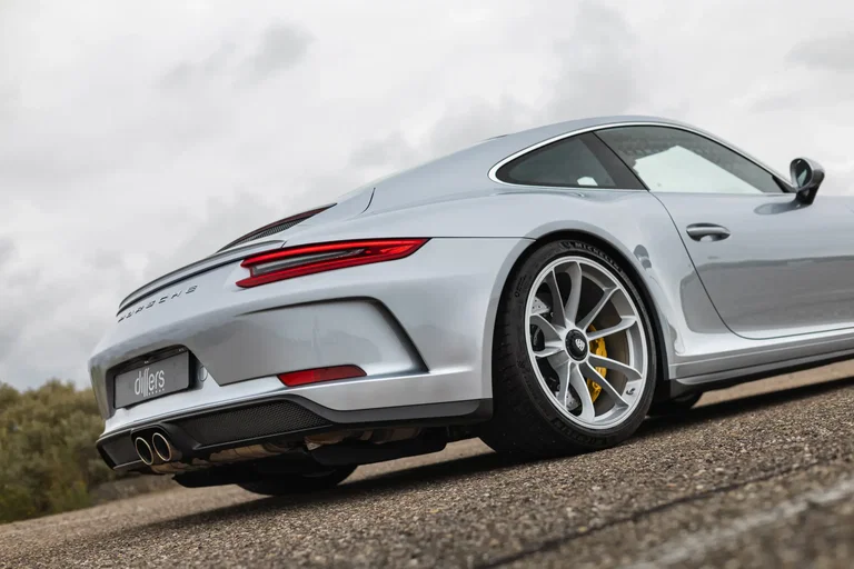 Porsche 991.2 GT3 Touring