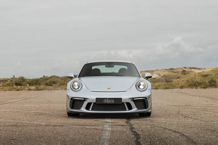 Porsche 991.2 GT3 Touring