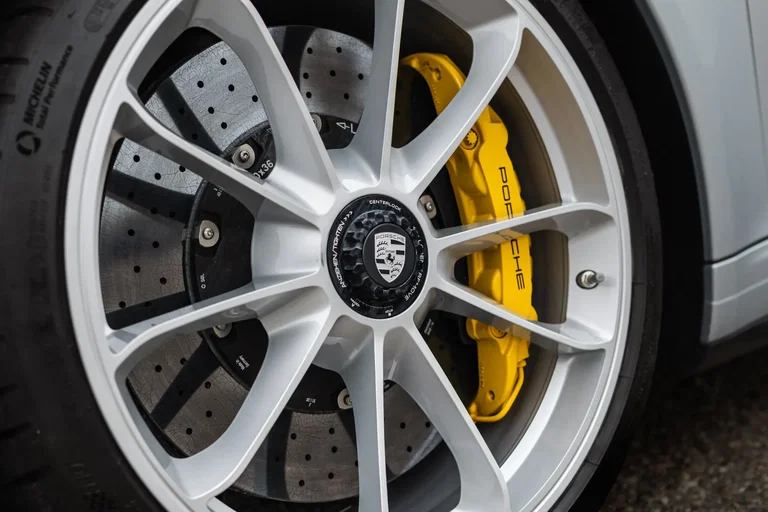 Porsche 991.2 GT3 Touring