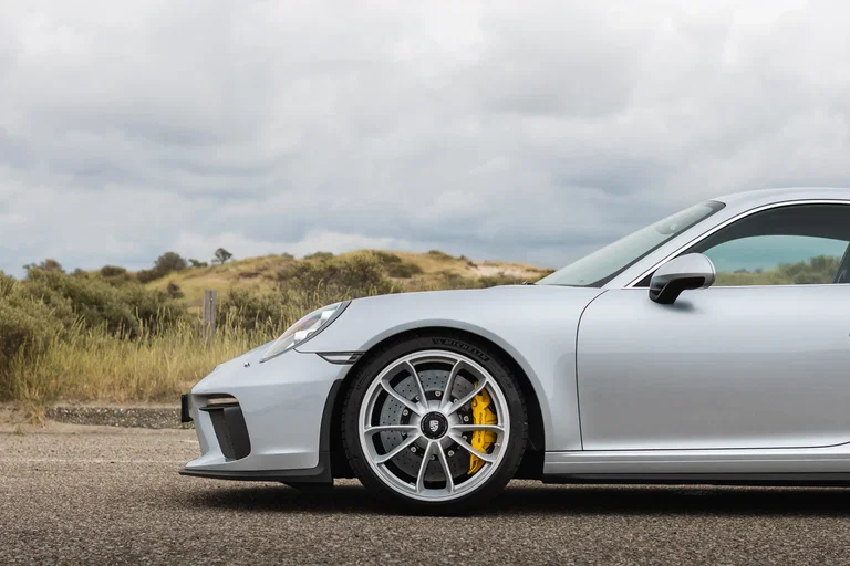 Porsche 991.2 GT3 Touring