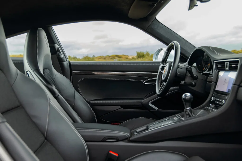 Porsche 991.2 GT3 Touring