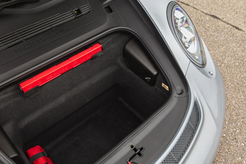 Porsche 991.2 GT3 Touring
