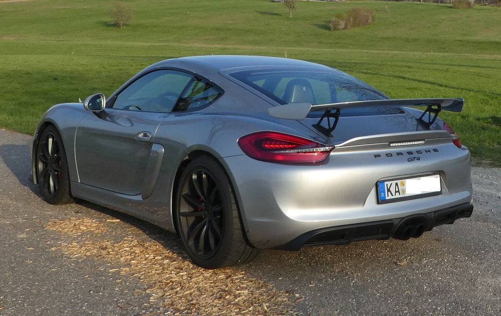 Porsche 981 Cayman GT4